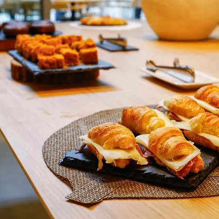 泽尼特毕尔巴鄂酒店