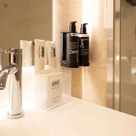 酒店 泽尼特毕尔巴鄂酒店