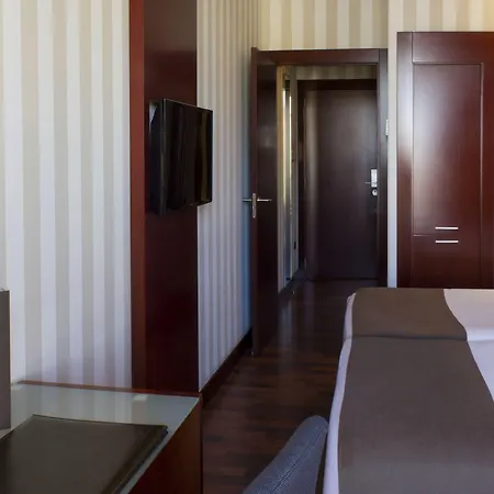 酒店 泽尼特毕尔巴鄂酒店 4*