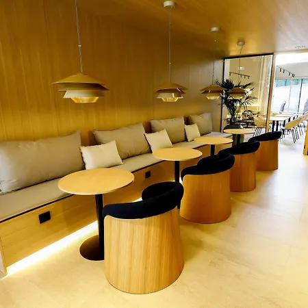 Zenit Hotel 4*