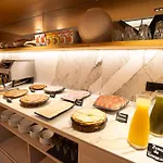 Hotel Zenit 4*